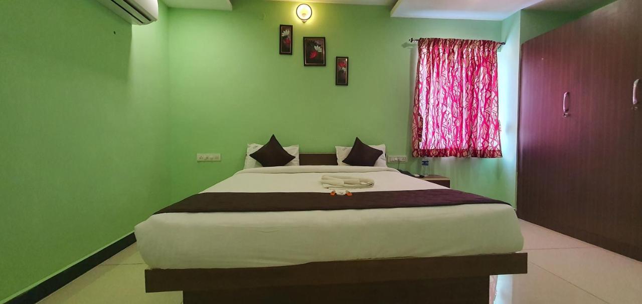 Jr Guest Home Coimbatore Buitenkant foto
