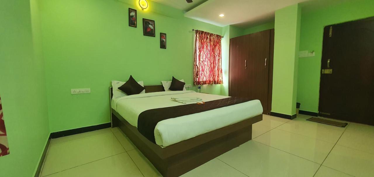 Jr Guest Home Coimbatore Buitenkant foto